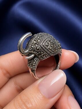 Ring Elephant Vintage Detailed Solid Sterling Silver Marcasite Statement